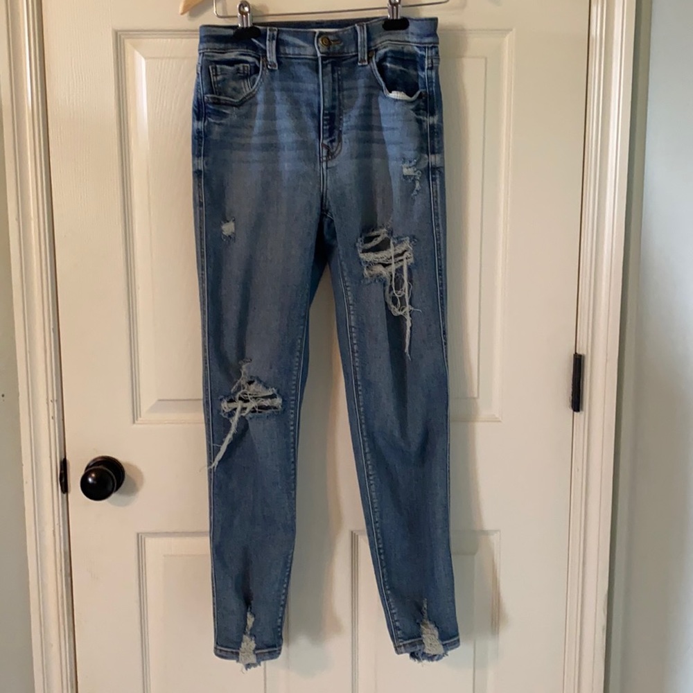 High-rise boyfriend jeans
